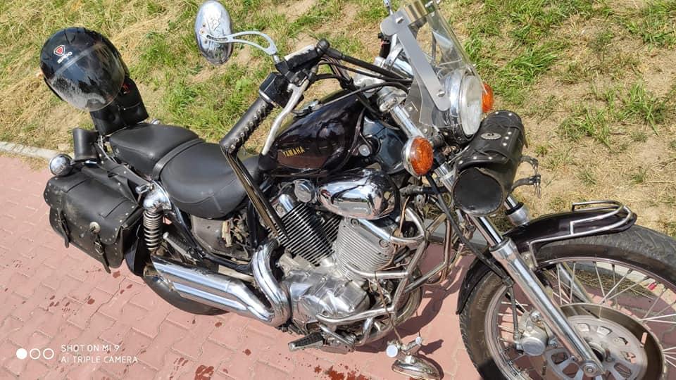Wielki pech kierowcy motocykla. Zamiast do domu, wylądował w szpitalu [ZDJĘCIA]
