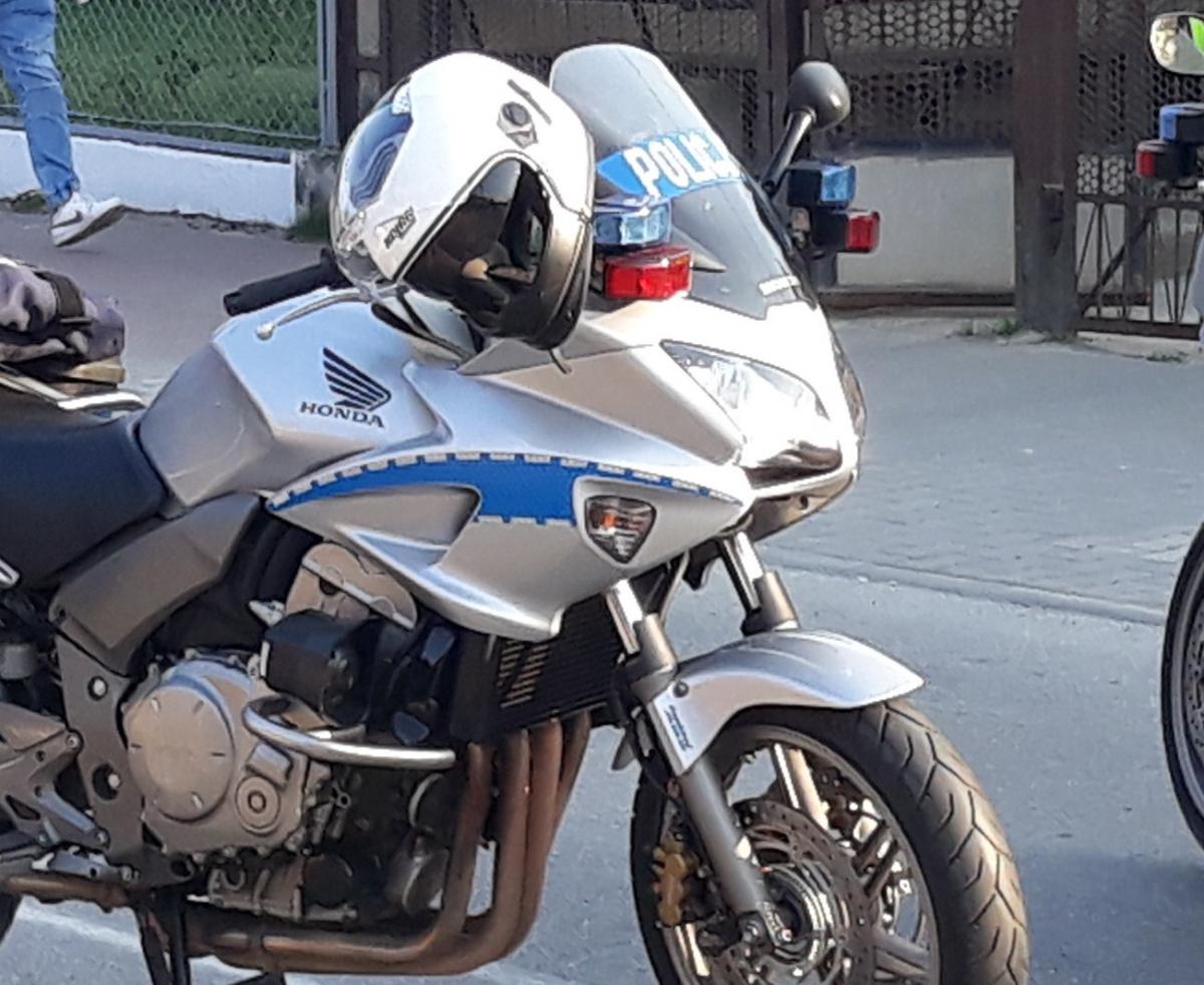 Tego się nie spodziewała. Zaskoczył ją w najmniej oczekiwanym momencie