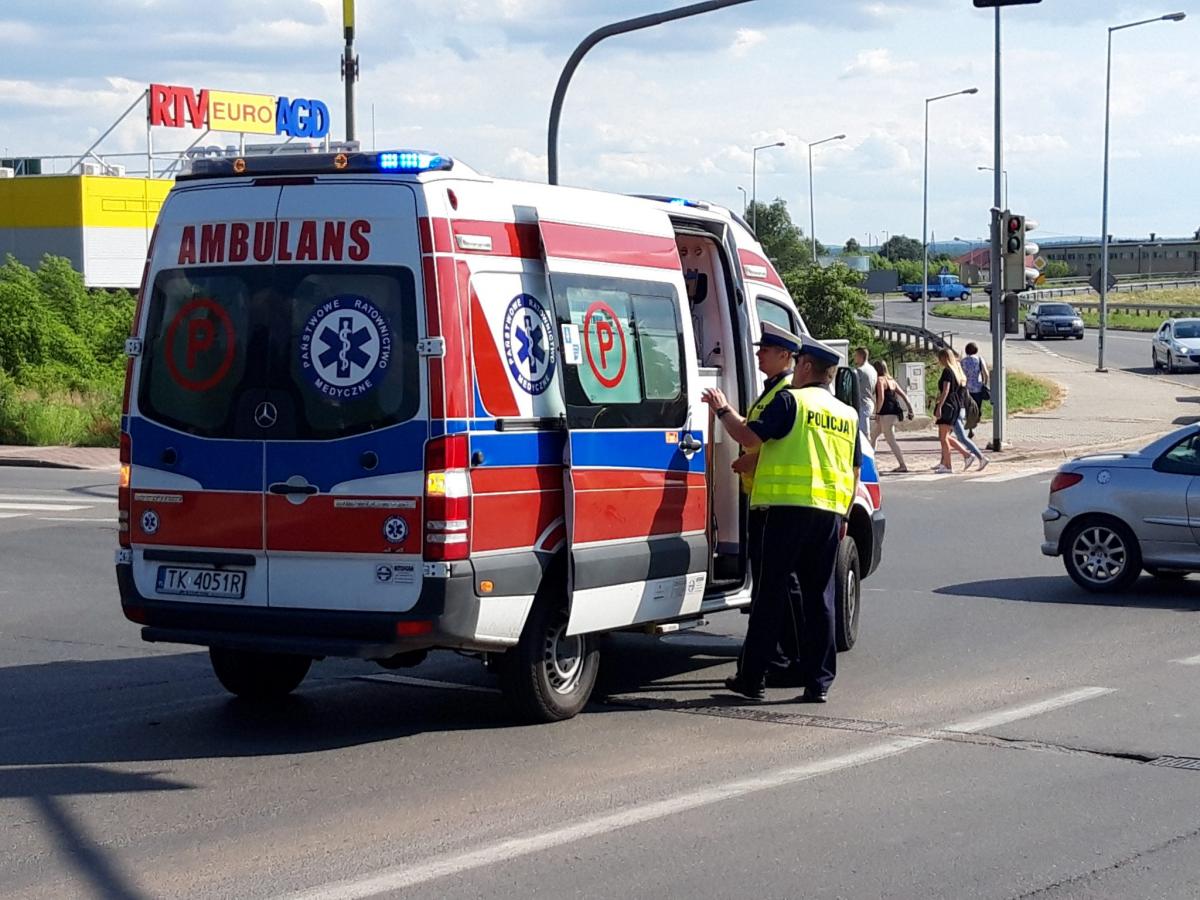 Z OSTATNIEJ CHWILI: co stało się kierowcy jednośladu?