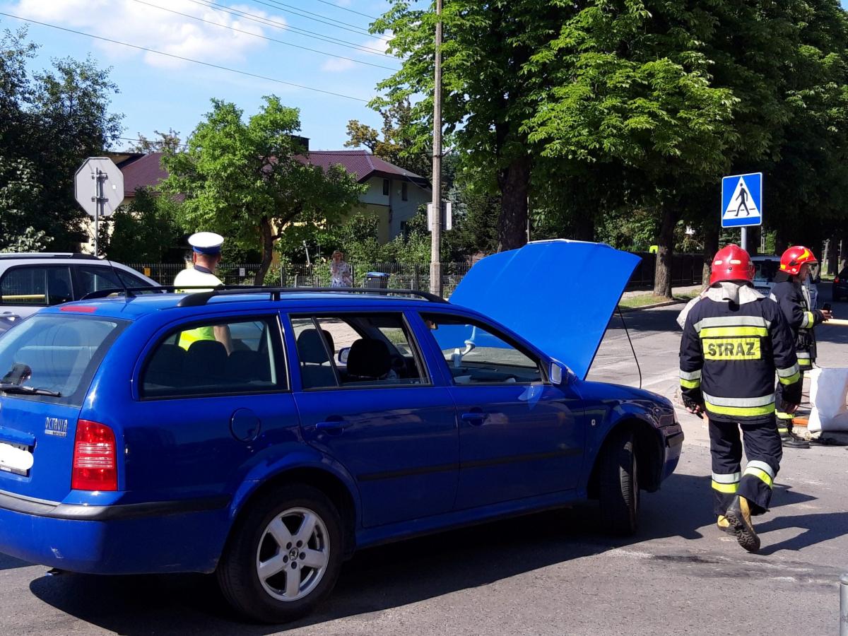 Mandat dla sprawczyni kolizji. Nie miała pierwszeństwa, a jednak... [ZDJĘCIA]