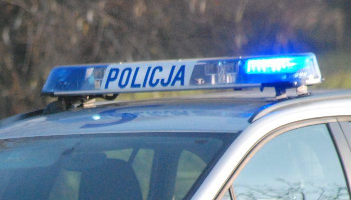 PILNE: zderzenie przed siedzibą starachowickiej policji