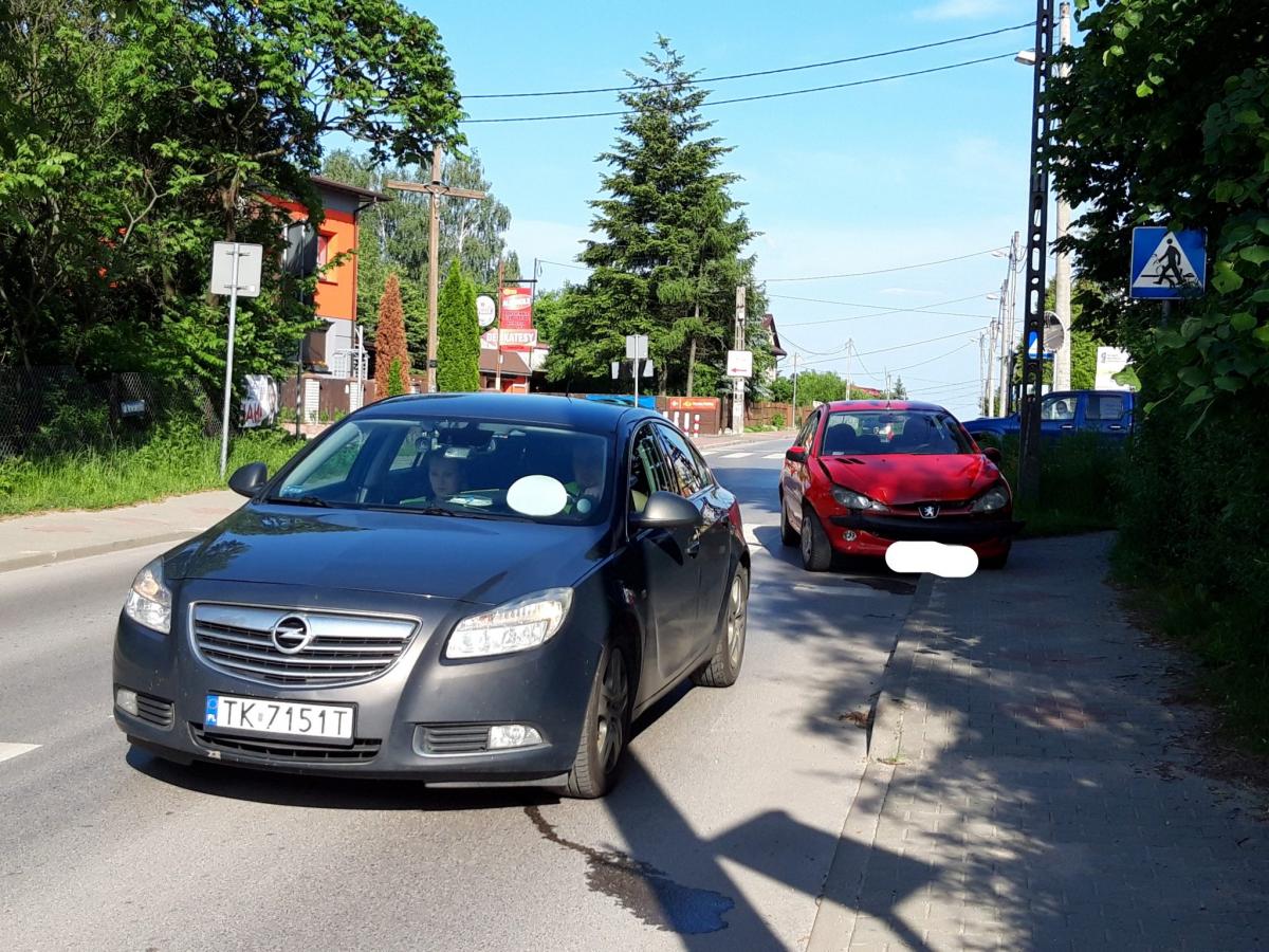 Z peugeota prosto do szpitala. A dla kierowcy... [ZDJĘCIA]