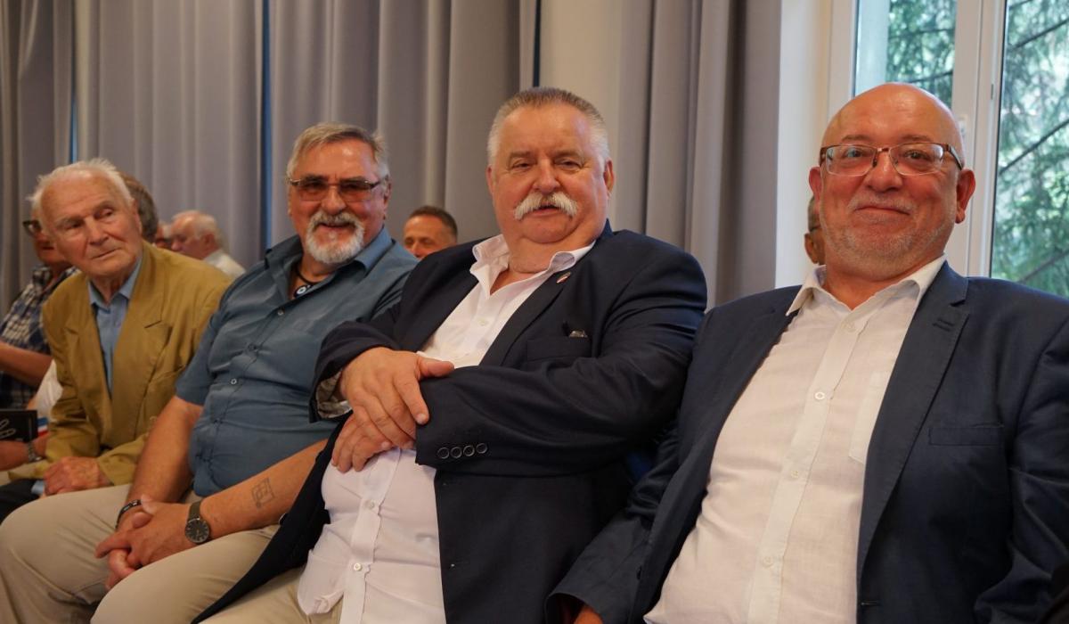 Rady miasta i powiatu w hołdzie Komitetowi Obywatelskiemu 