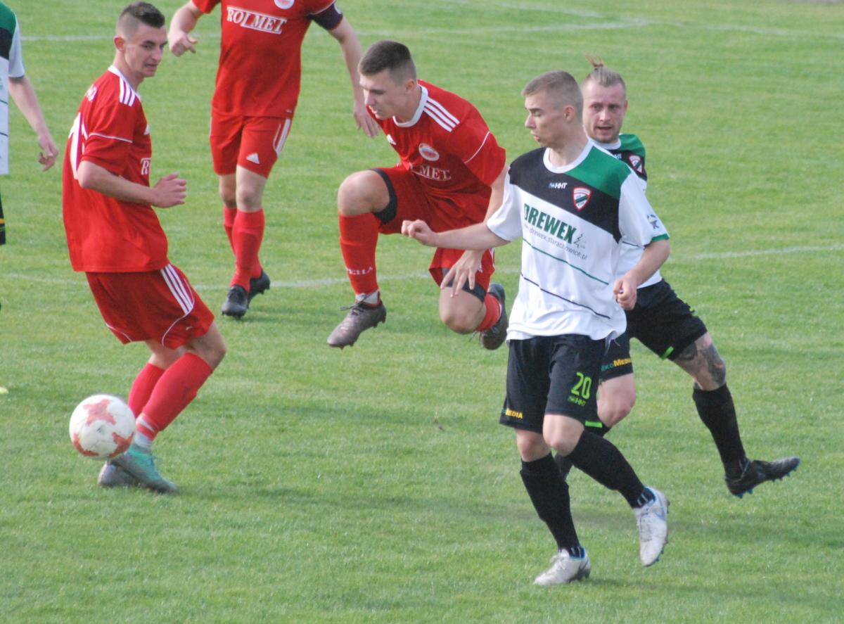 Z juniorów do seniorów. Bartosz Szydłowski lekarstwem na skuteczność Staru? [ZDJĘCIA]