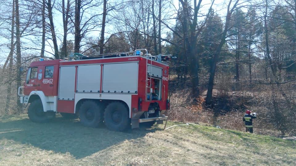 Do nieszczęścia wystarczyła tylko iskra. Budynki w niebezpieczeństwie [ZDJĘCIA]
