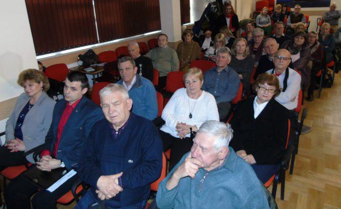 Kliniki chcą pracować, ale...