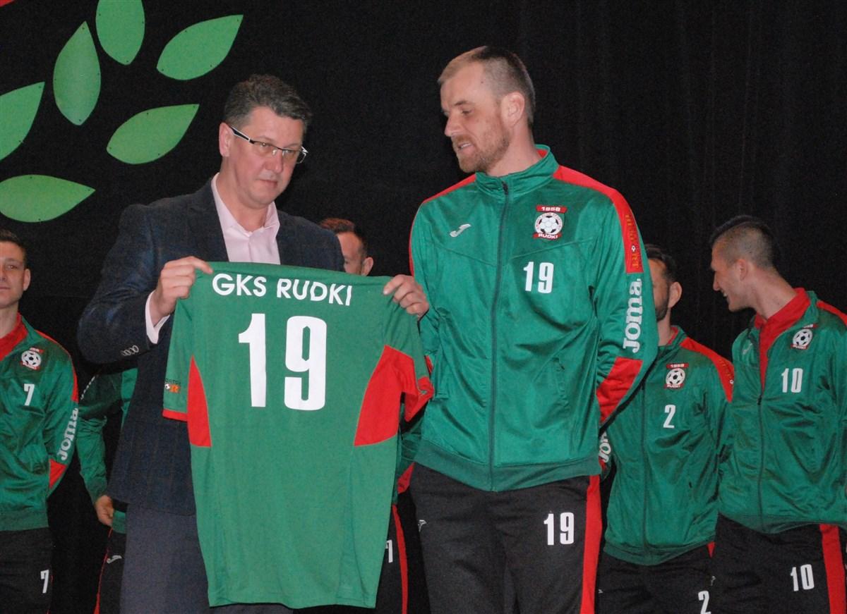 Na dzień przed inauguracją ligowej batalii o punkty. Wyjątkowa prezentacja GKS-u Rudki [ZDJĘCIA]