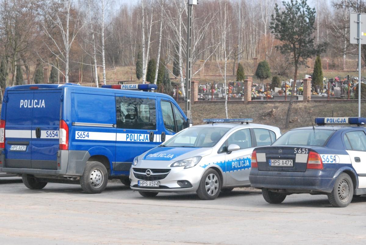 Poszukiwania już nie tylko z ziemi, ale także z powietrza. Dron latał nad lasem [ZDJĘCIA]