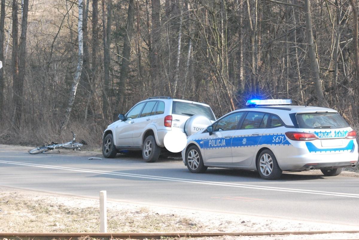 PILNE: nieszczęście na leśnym odcinku ze Starachowic do Lipia. Policjanci w akcji [ZDJĘCIA]