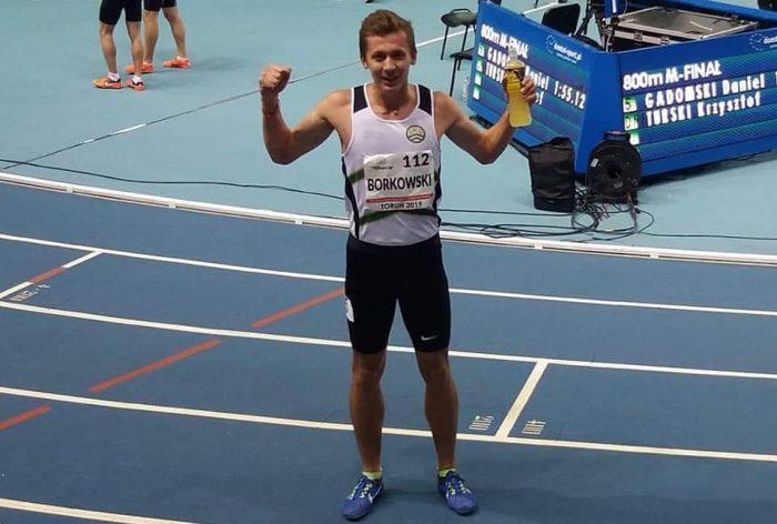 Złoty Mateusz Borkowski. Młody sportowiec z naszego regionu medalistą mistrzostw Polski seniorów w lekkoatletyce