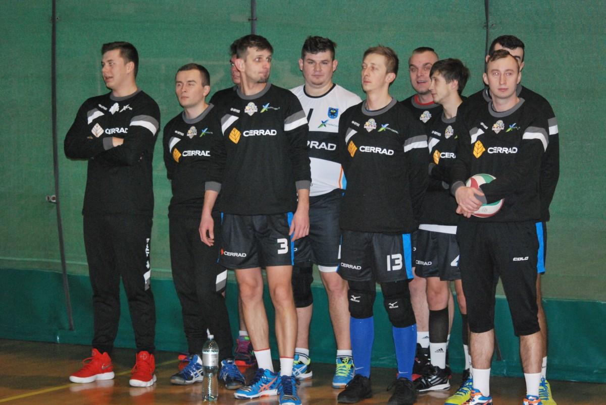 Starachowice siatkarską stolicą regionu. I ogólnopolski turniej Cerrad Cup już się rozpoczął [ZDJĘCIA]