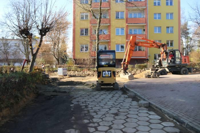 Przy ul. Harcerskiej nowa droga i chodniki