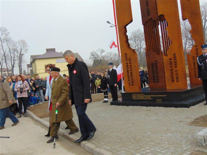Pomnik Niepodległości w Mircu
