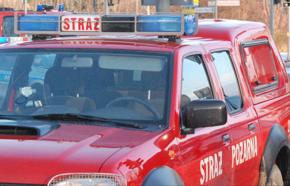 PILNE: pożar na ul. Zakładowej w Starachowicach