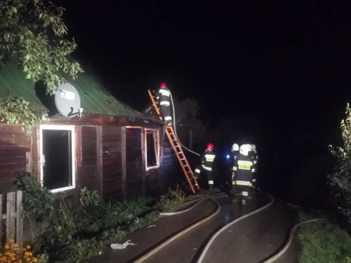Nocny koszmar w Bronkowicach. Z domu pozostały tylko zgliszcza [ZDJĘCIA]