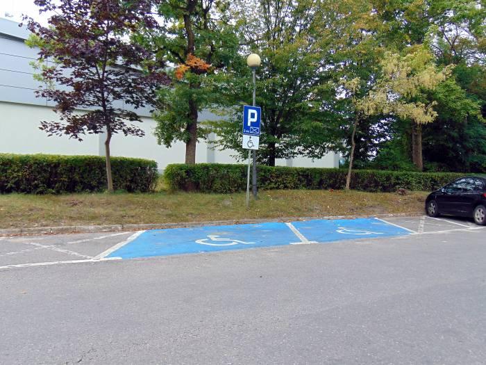 Gdzie mają parkować niepełnosprawni?