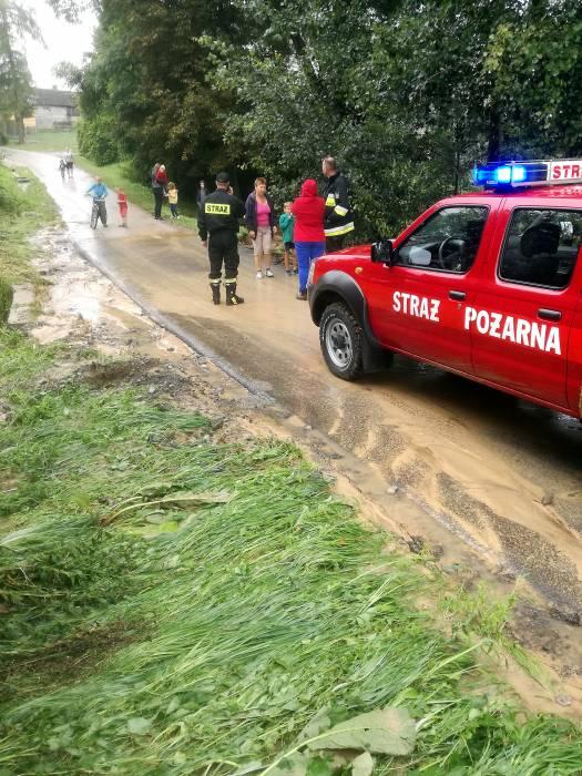 Ulewne deszcze wyrządziły szkody w gminie Pawłów