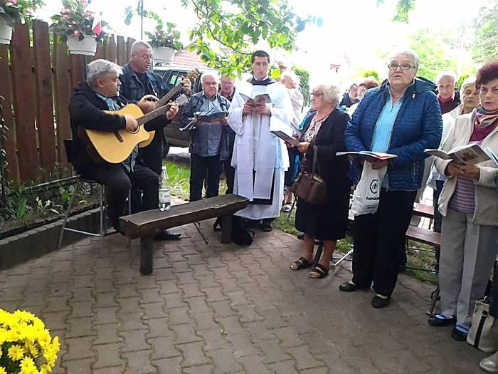 Do Niej się uciekamy...