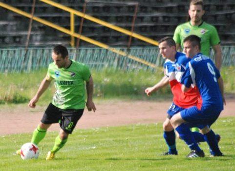 Fabjański rozwiązał worek z bramkami. Star wygiął Stal