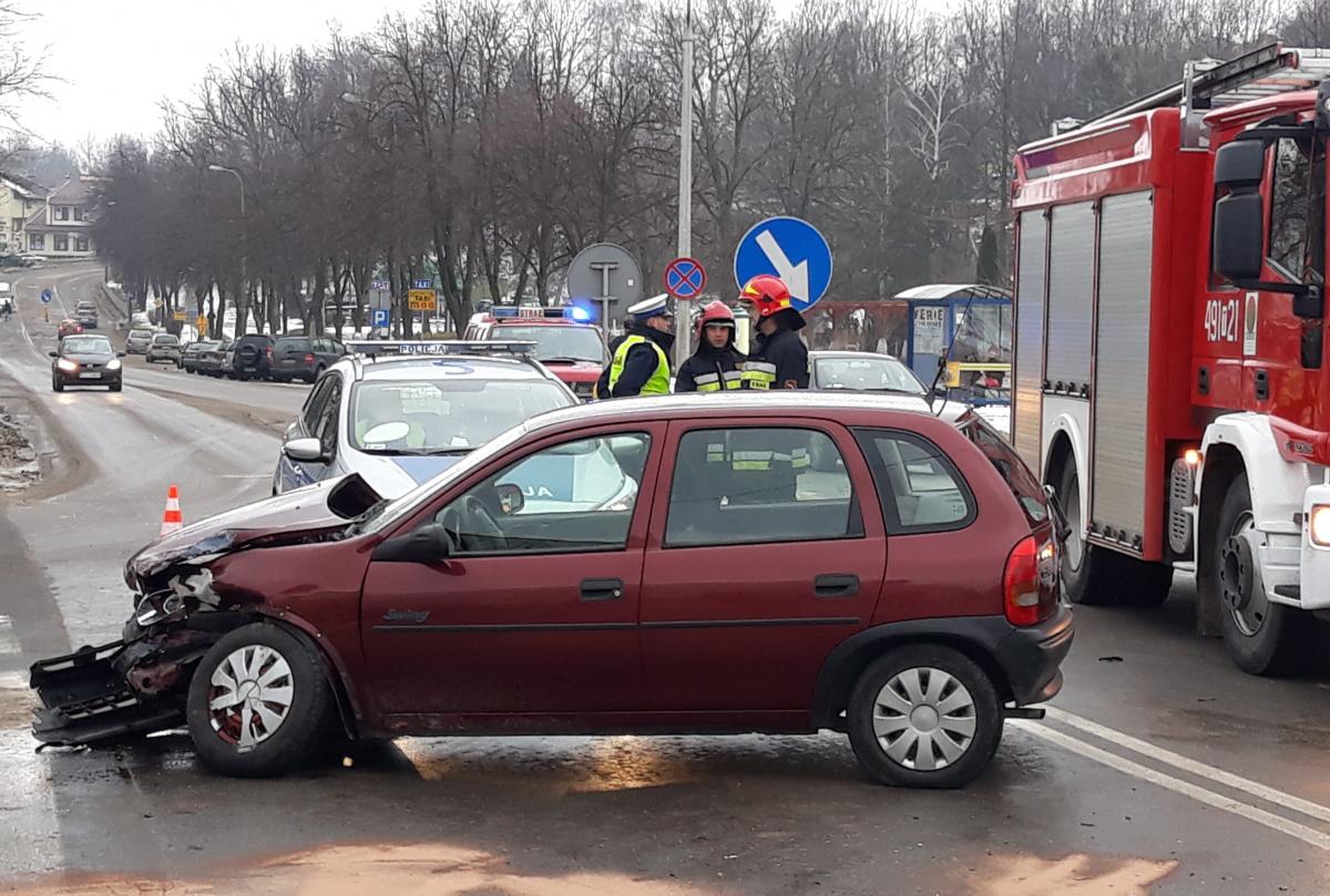 Kto sprawcą wypadku na skrzyżowaniu w Starachowicach?