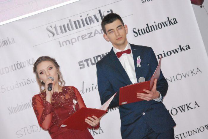 Bal nad balami w starachowickim ImprezArcie. Studniówka ZSZ nr 1 [ZDJĘCIA]