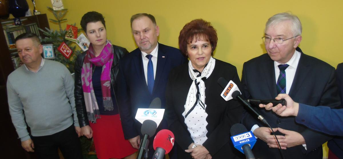 Posłowie, starosta i radni PiS podsumowali miniony rok. Był też noworoczny toast