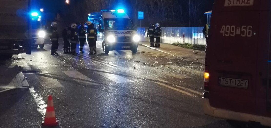 Kolejny wypadek na drogach powiatu starachowickiego. Poszkodowani w szpitalu