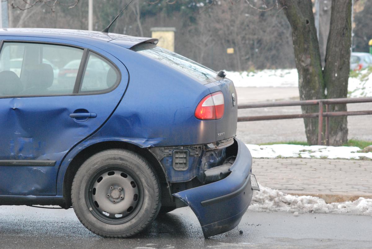 Z ostatniej chwili. Jechali do pożaru, zderzyli się z osobówką [ZDJĘCIA]