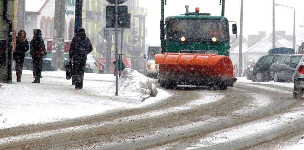 Sprawdź! Kto i kiedy będzie odśnieżał drogi i chodniki?