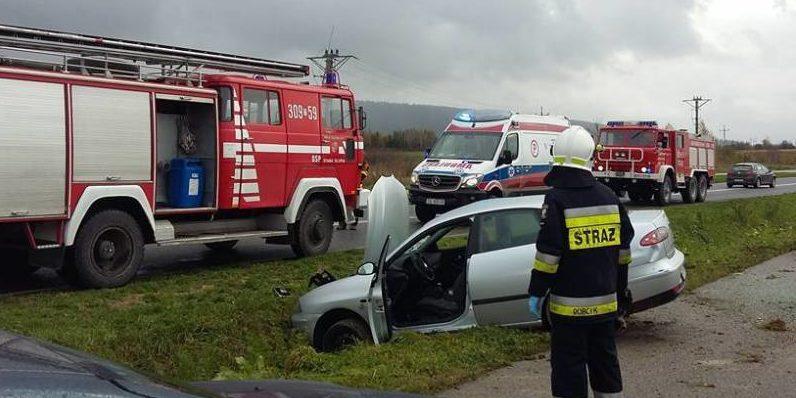 Seat wylądował w rowie