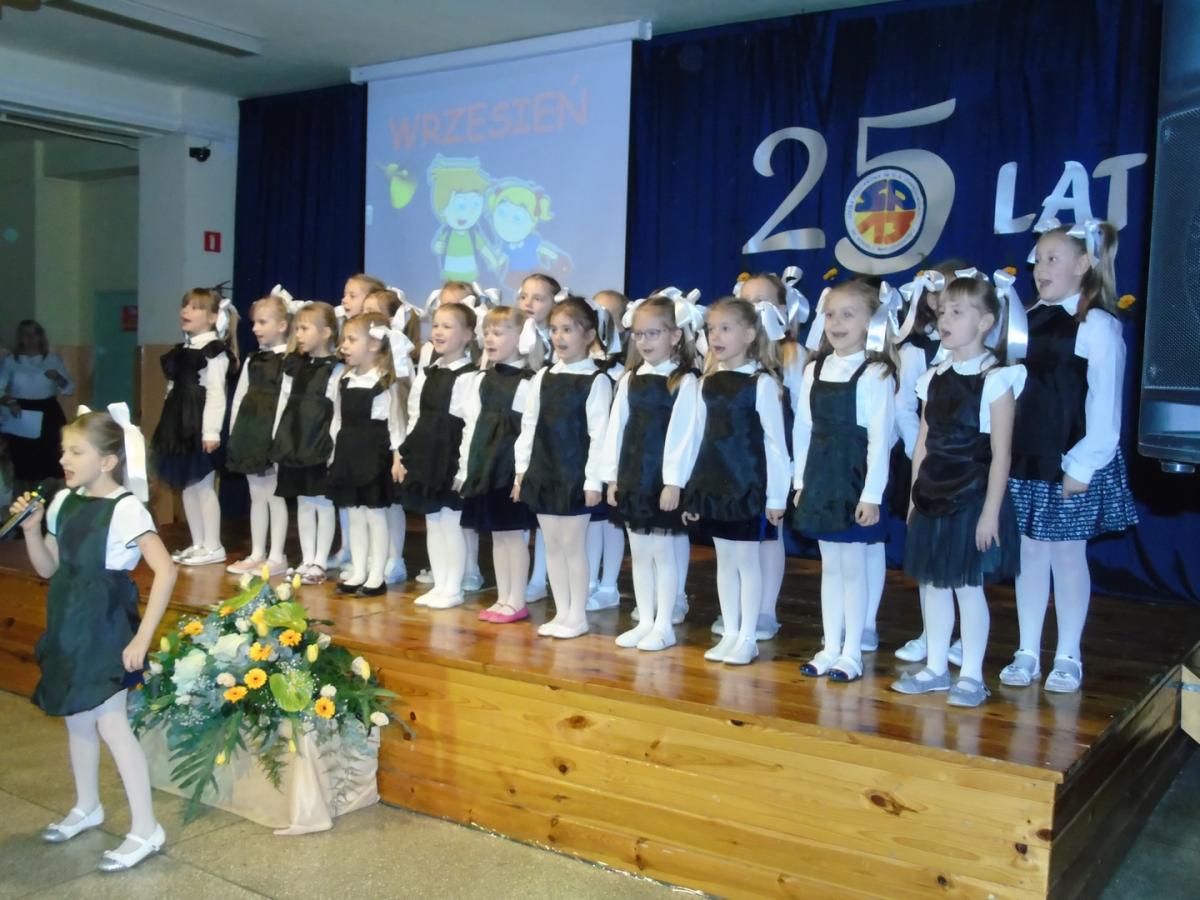 Barwnie uczcili 25-lecie