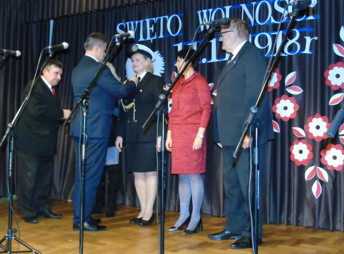 Odznaczenia, pieśni, wiersze...