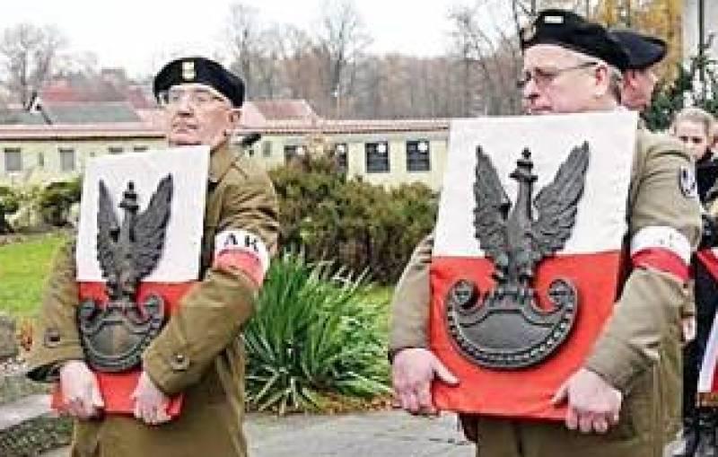 Orły wrócą na pomnik!