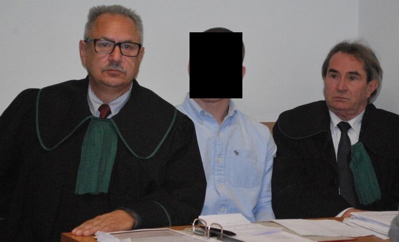 Krew ofiar w pamięci ratowników