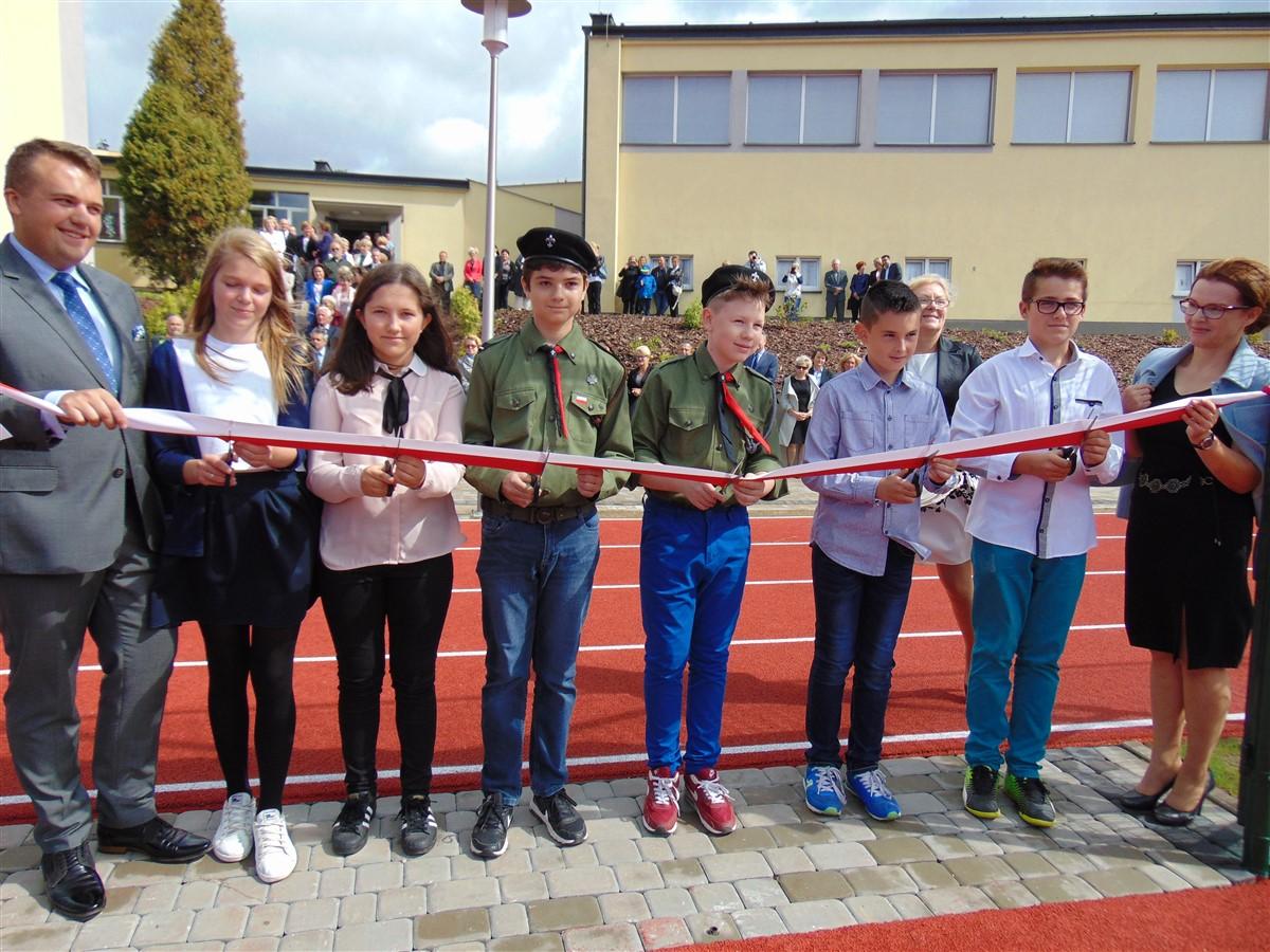 Otwarcie boisk przy Gimnazjum Nr 4