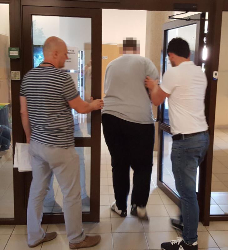 Miał być ortopedą, okazał się marnym oszustem