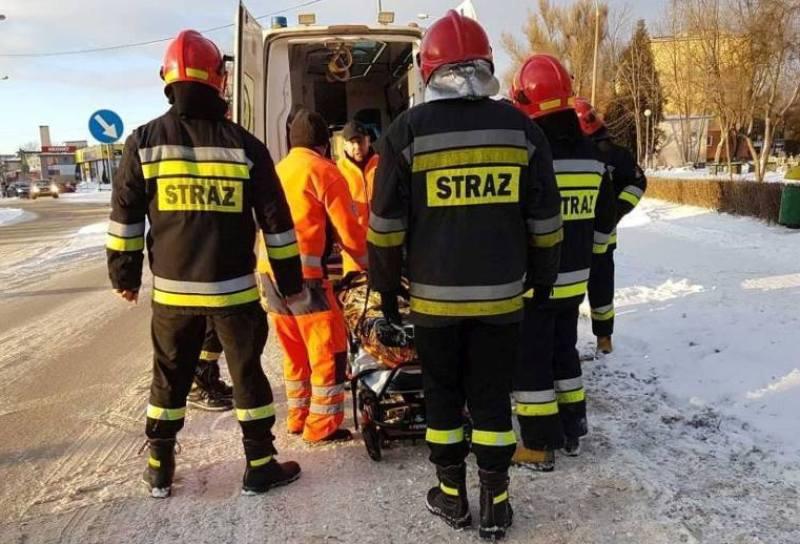 Uratowali mężczyznę przed zamarznięciem