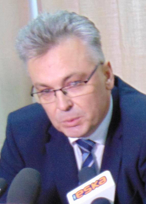 Dyrekcja przeprasza, osiem osób traci pracę