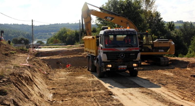 Praca wre. Droga będzie gotowa do końca roku