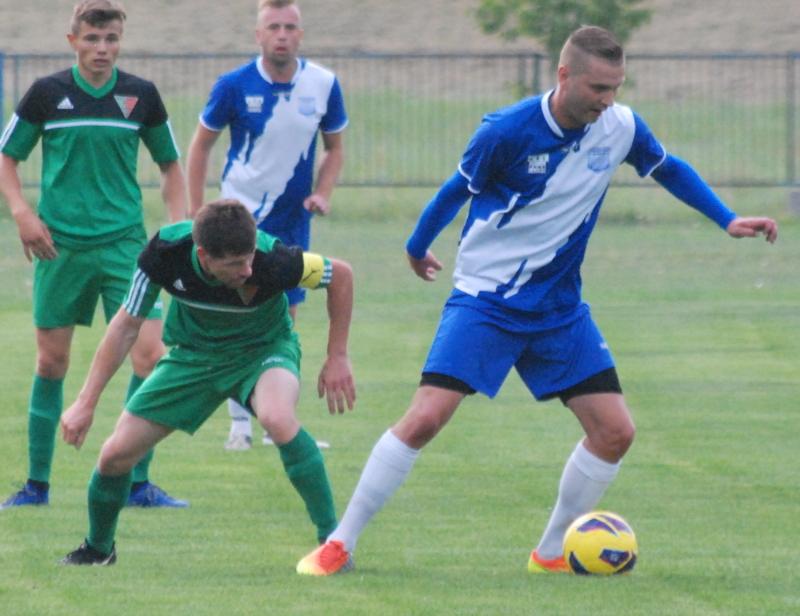 Lider w zasięgu ekipy z Brodów