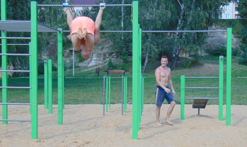 Senior patrol i street workout park