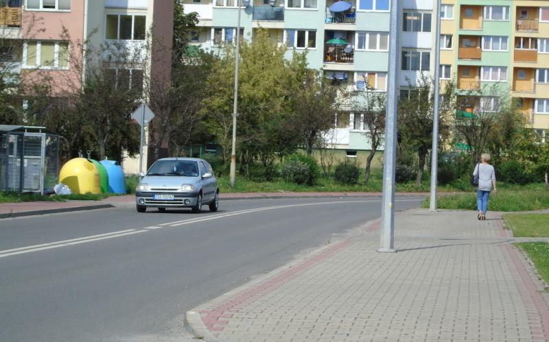 Przejście dla pieszych i ograniczenie prędkości
