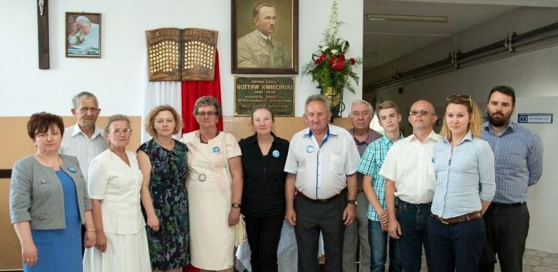 Szkoła zacna wiekiem