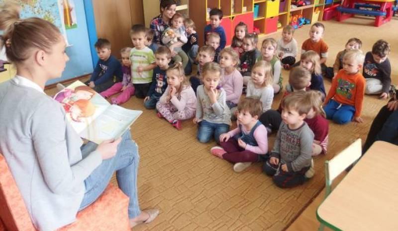 Trzylatki szturmem do przedszkoli!
