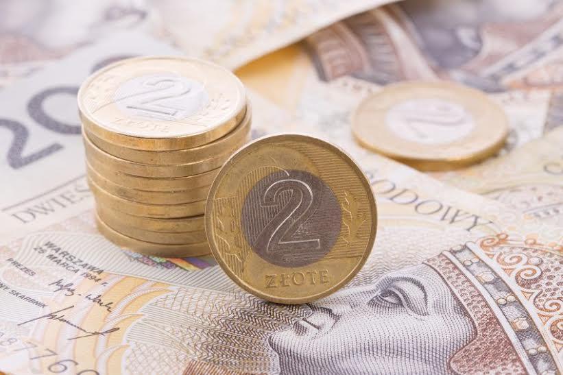 Zastanawiasz się nad chwilówką? Użyj kalkulatora lub porównywarki