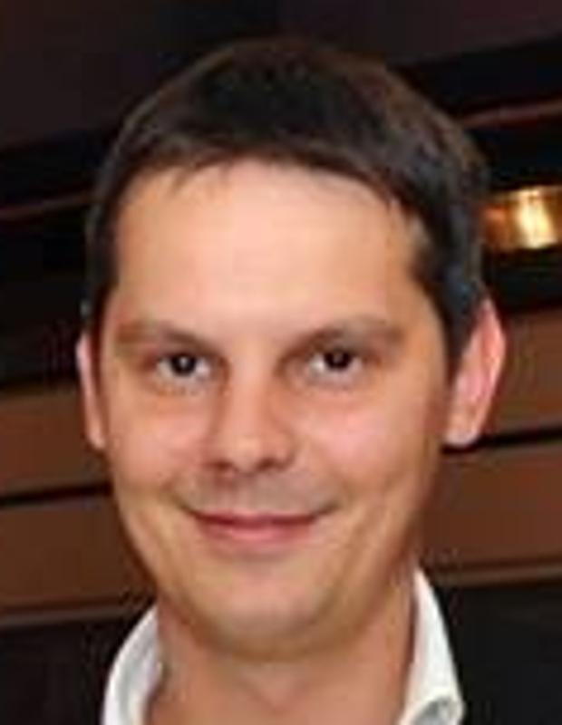 Kto szkaluje w internecie byłego kierownika krytej pływalni?
