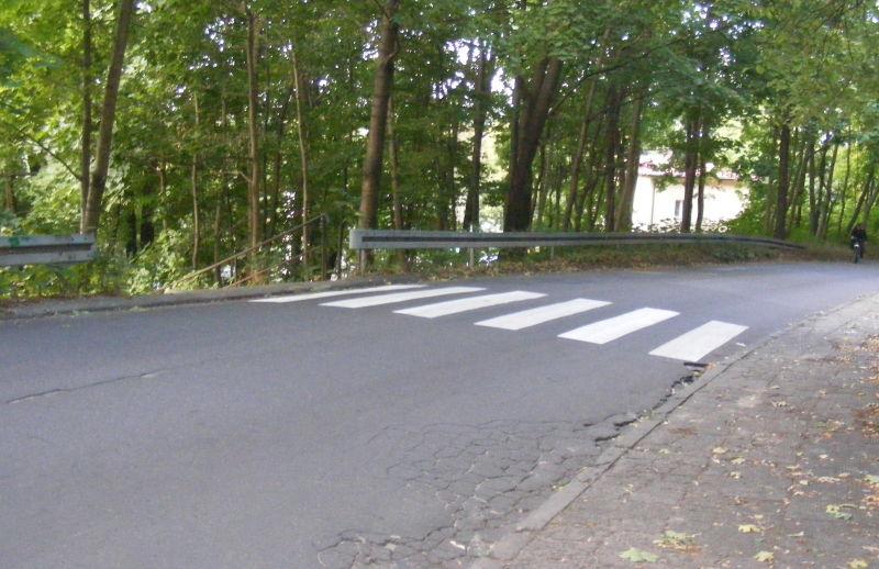 Potrącił na pasach