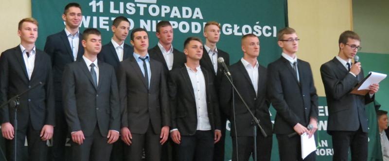 Uczniowie o niepodległości