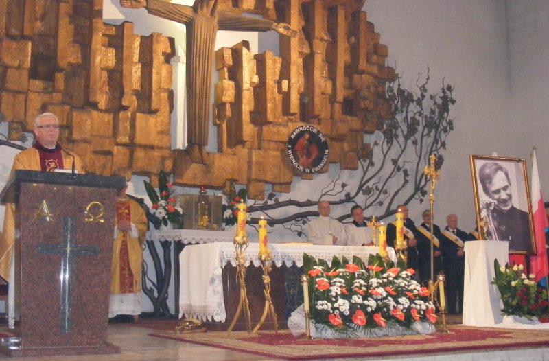 Relikwie księdza Popiełuszki w Starachowicach