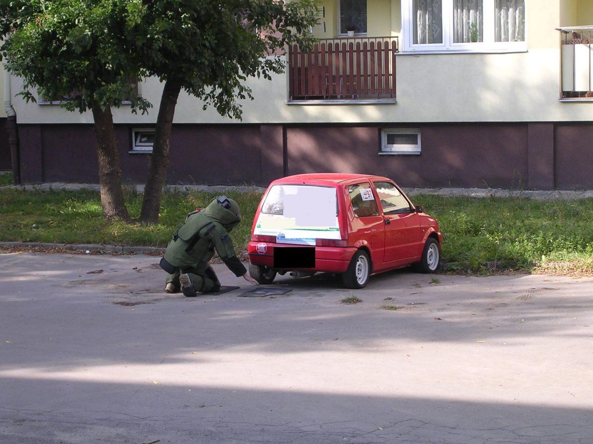 Wybuchowy alarm